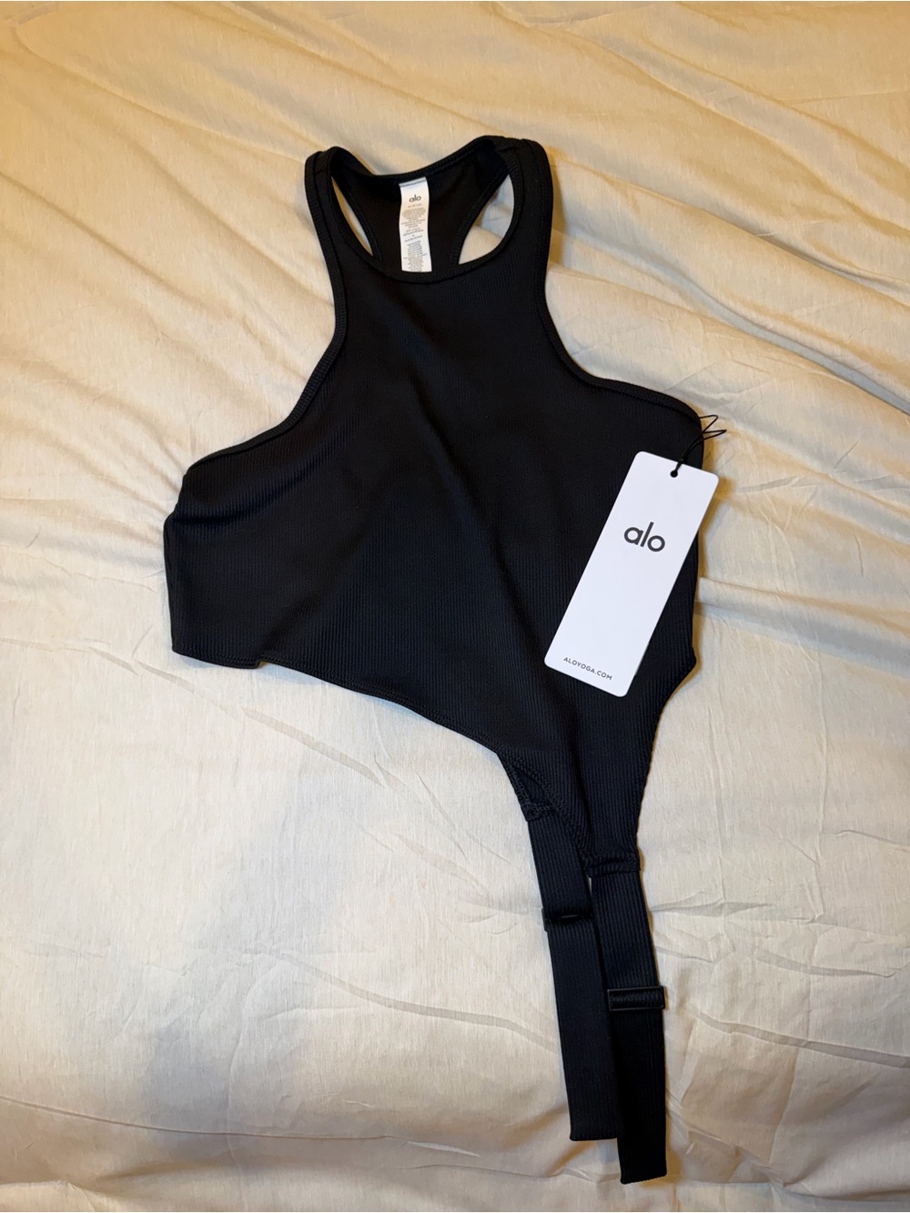 Alo Yoga Alosoft Ribbed Revelation Tank – Black
Size S